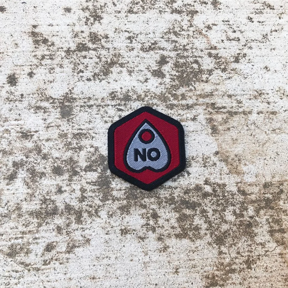 No Plachette Spirit Badge